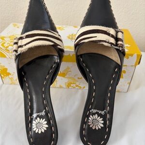 Yellow Box Zebra Stripe Black Mules